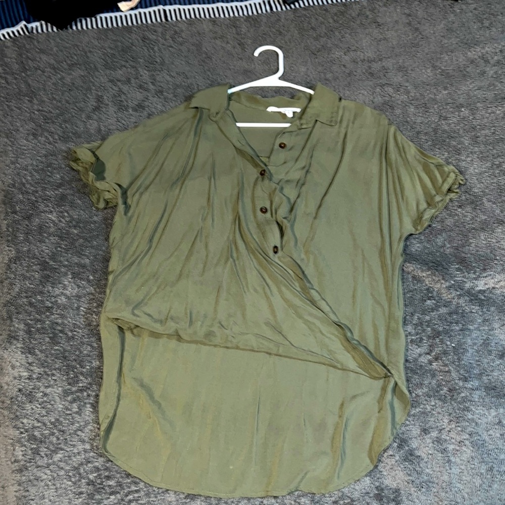 BCBG short sleeve shirt